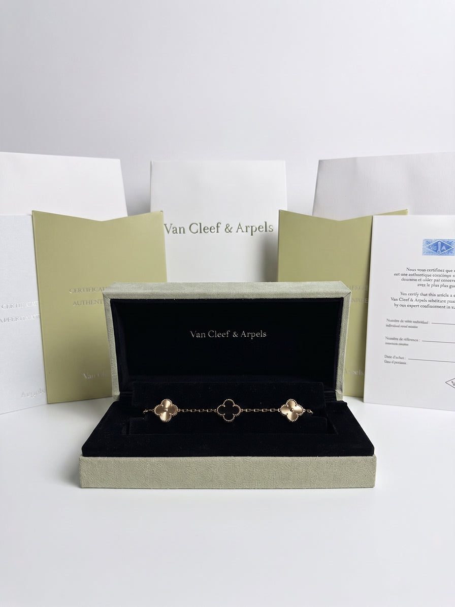 Pulsera Oro Amarillo y Negro Ónix | Van Cleef & Arpels